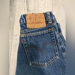 super vintage levi’s dark blue jeans